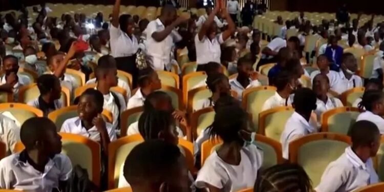 Congo reopens Ebola-hit schools, cancels remote classes