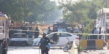 Several wounded after explosion near old police complex in NW Pakistan: Report