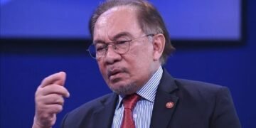 Malaysian premier urges dialogue amid US-Iran war in meeting with Iranian president