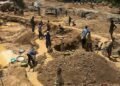 Six die in collapsed mining pit in Plateau