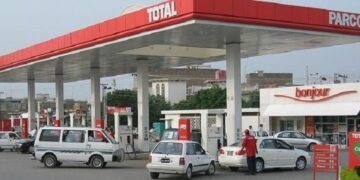 Nigerians react as petrol price hits N1,500