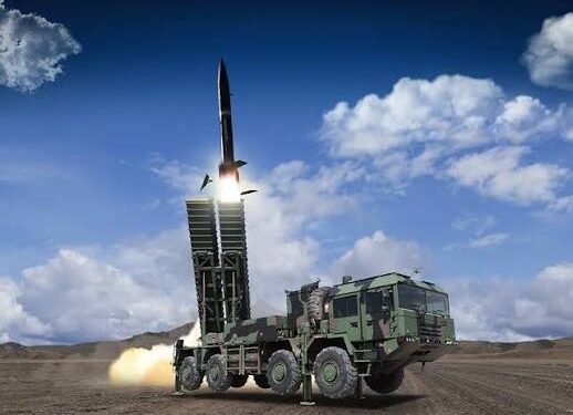 Türkiye’s Roketsan test fires air defense missile from mobile system