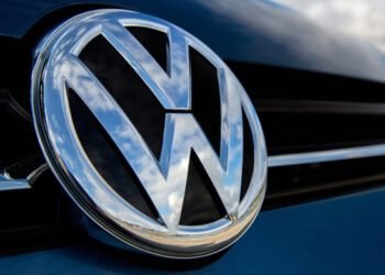 Volkswagen to cut 100,000 jobs by 2030