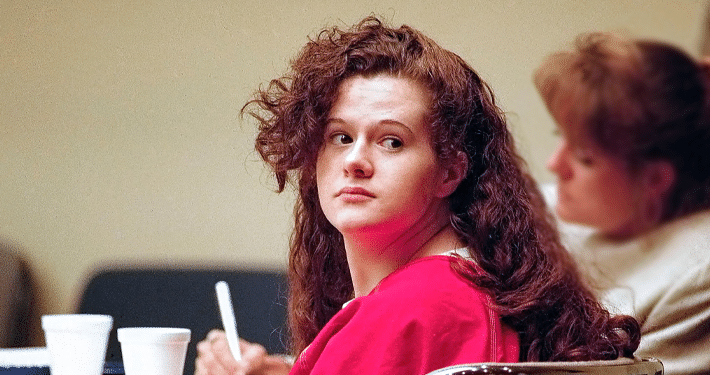 Jealous killer Christa Pike survives two lethal injections, hospitalised