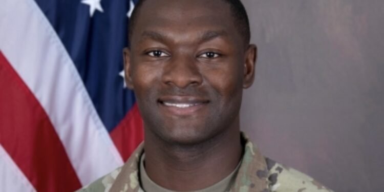 Ghanaian-born U.S. Army captain Stephen Adjei dies during underwater training in Pennsylvania