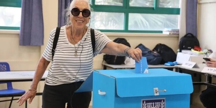 No clear winner emerges in Israeli parliamentary elections: First exit polls